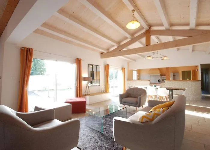 ღ Villa Océane Spacieuse Piscine&Jardin * La Couarde-sur-Mer