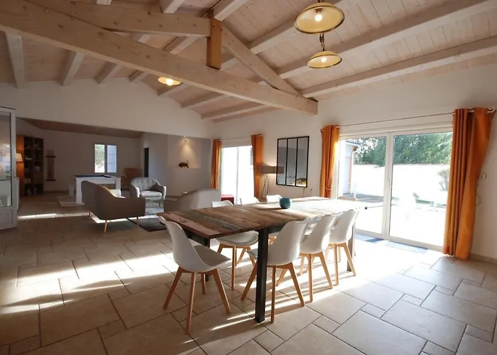 ღ Villa Océane Spacieuse Piscine&Jardin *